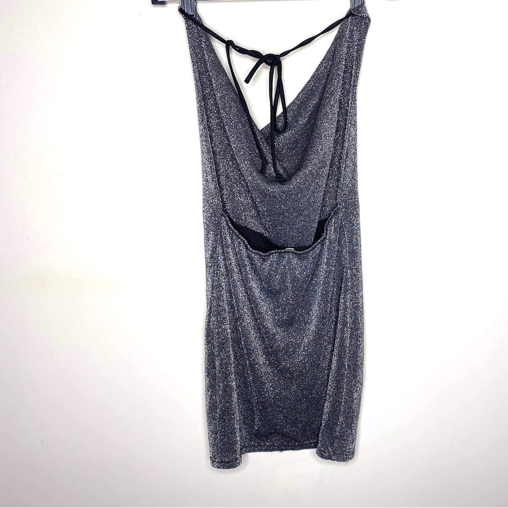 < Y2K Sparkling Halter Neck Size Small > - Picture 3 of 3